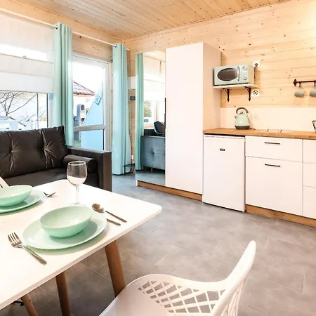 Sarbin Letniskowe Nad Morzem * サルビノボ